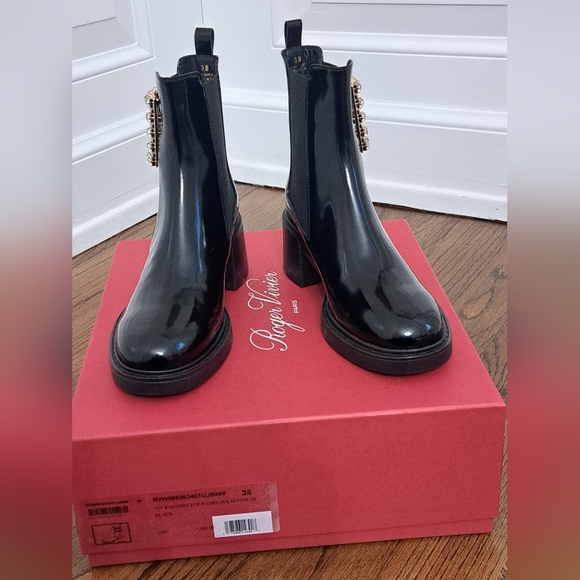 Roger Vivier Viv' Rangers Chelsea Booties in leather Size 38 - Picture 2 of 13